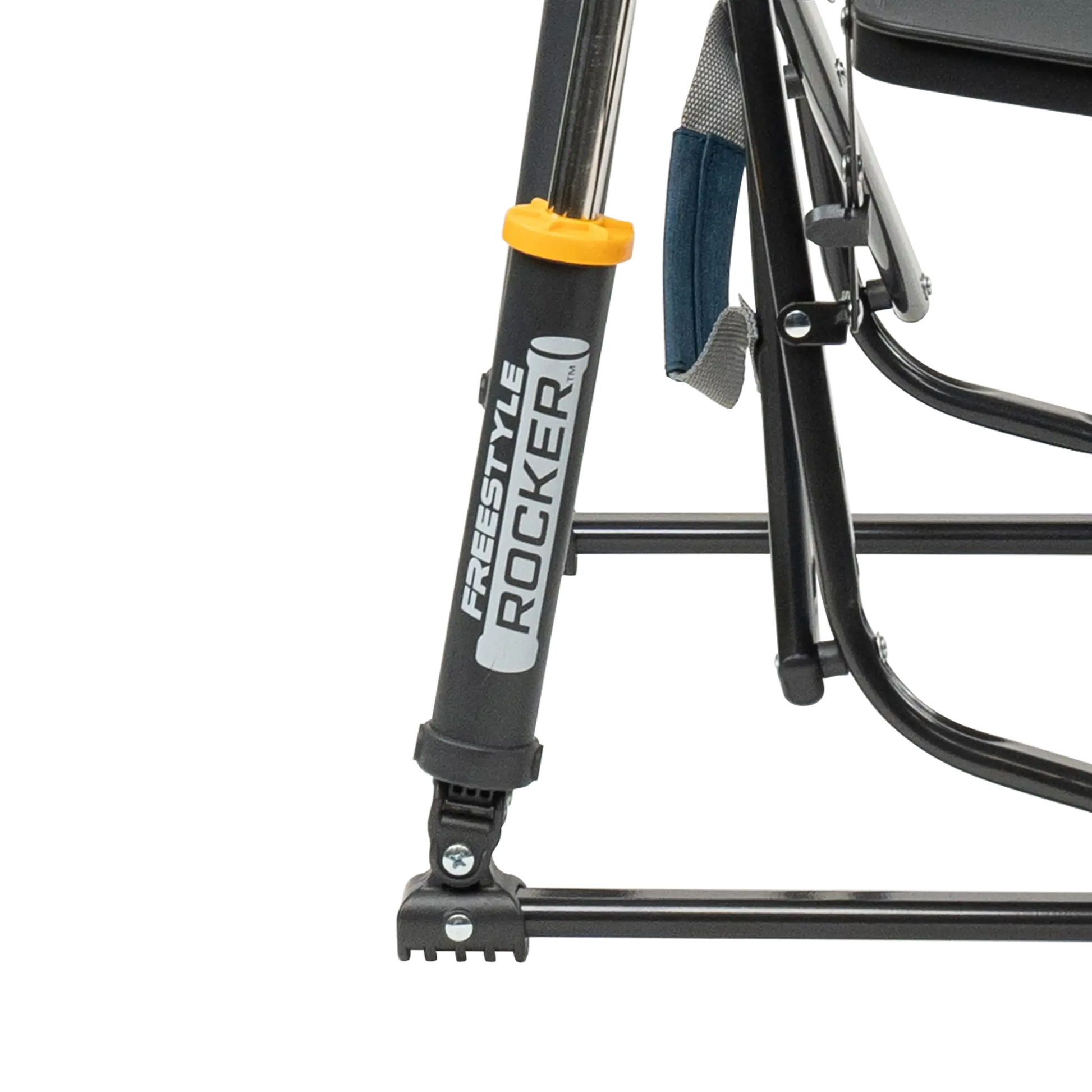 Freestyle Rocker™ with Side Table - Weekend Cook Setup