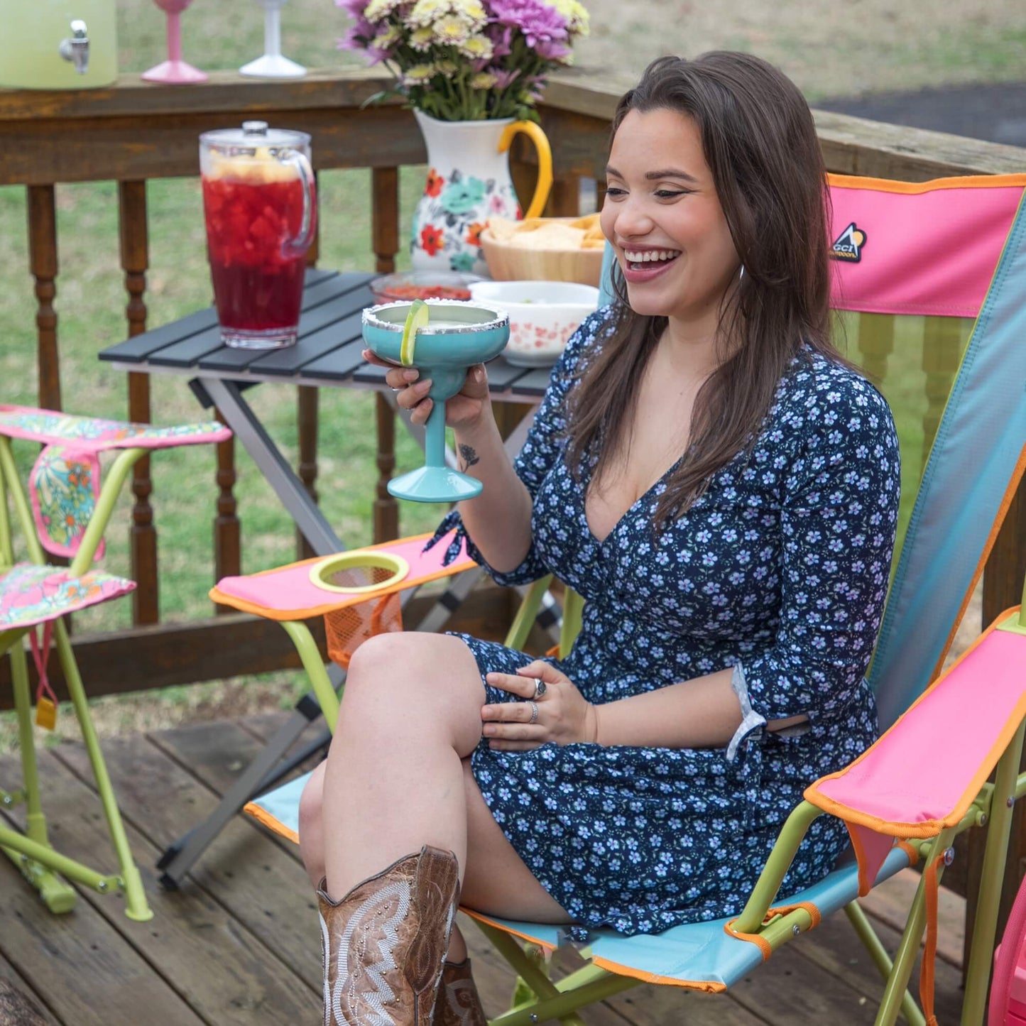 Comfort Pro Rocker - Floral - Weekend Trail Retreat