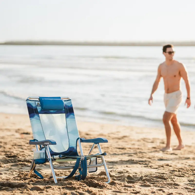 Backpack Beach Chair™ - Seaside Ease