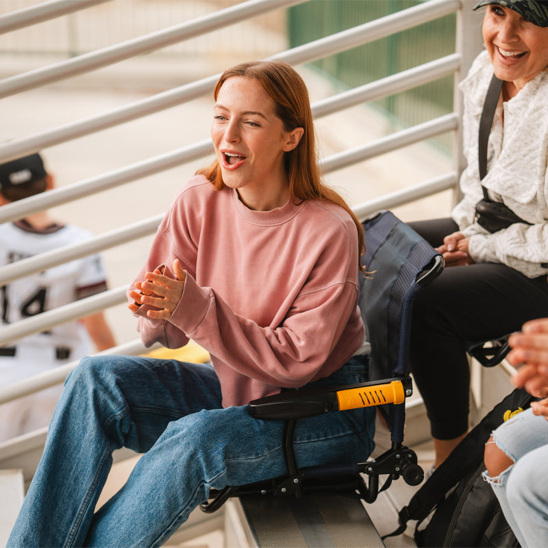 Stadium Rock-Cliner™ - Trackside Choice