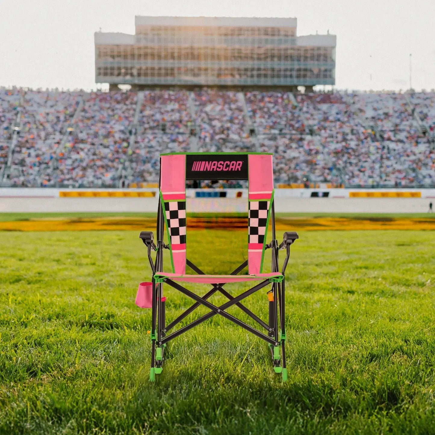 RoadTrip Rocker™ - NASCAR For Her - Weekend Rally Comfort